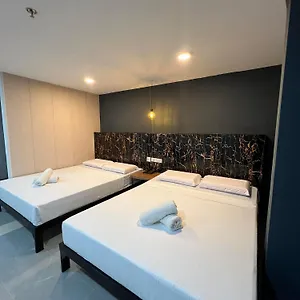 Maine Residences Tramo Hotel